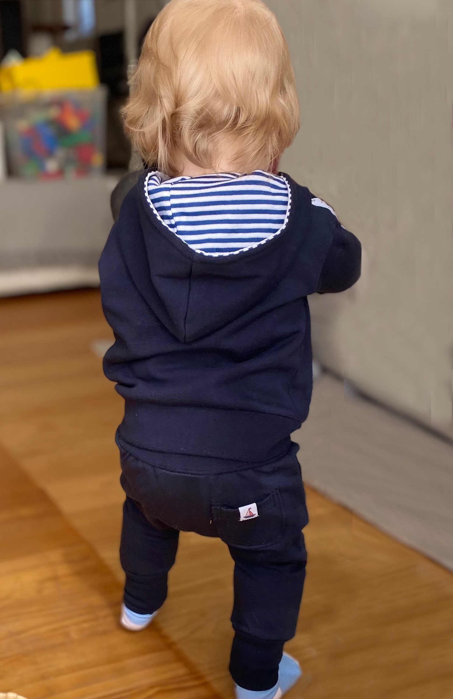 Kap.Sweat-Shirt navy, mit Ankerstickerei 98-104