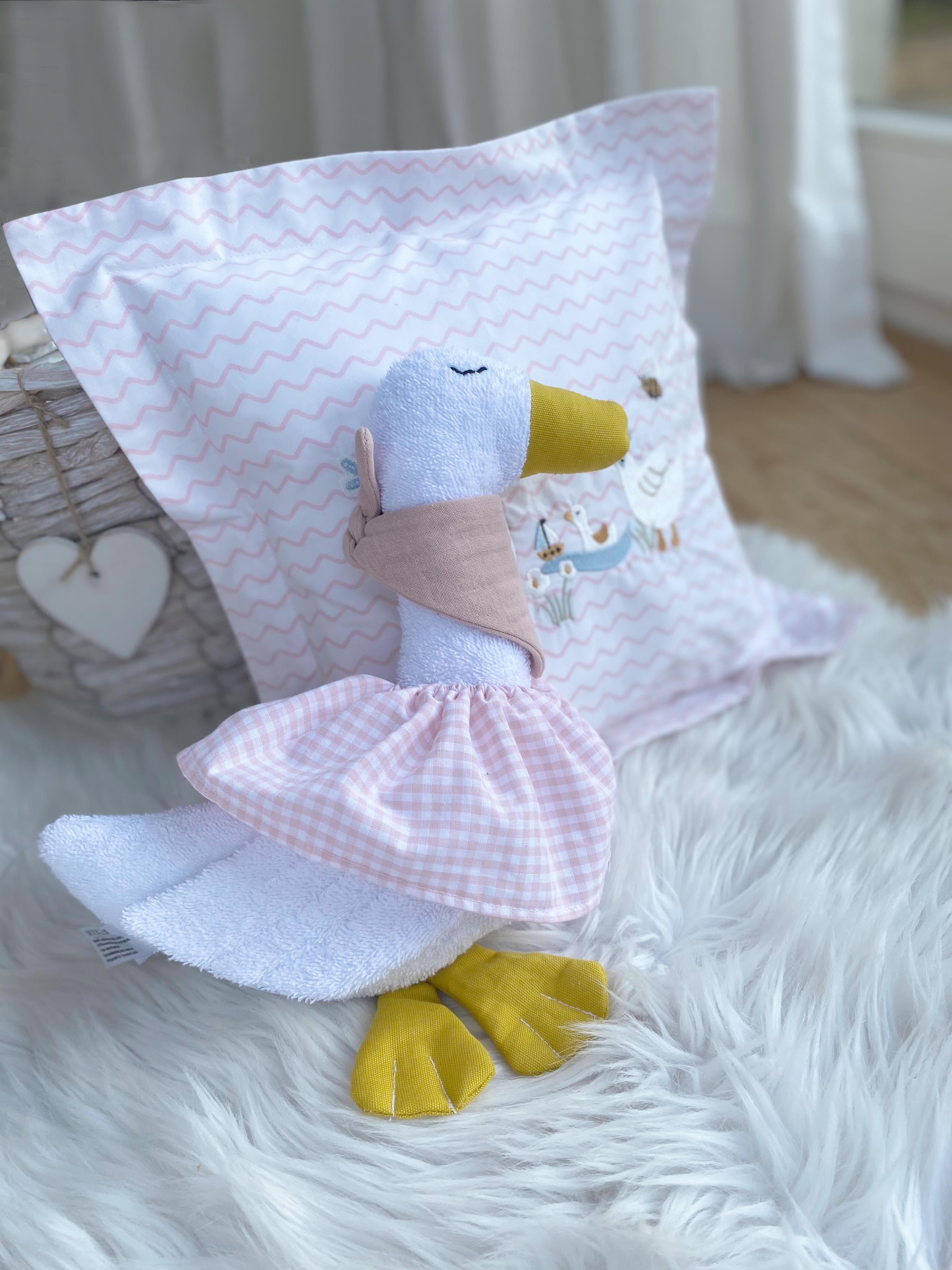 3-teiliges Set Happy Family | Geschenk zur Geburt mit Strampler, Mullwindel & Kuschelgans