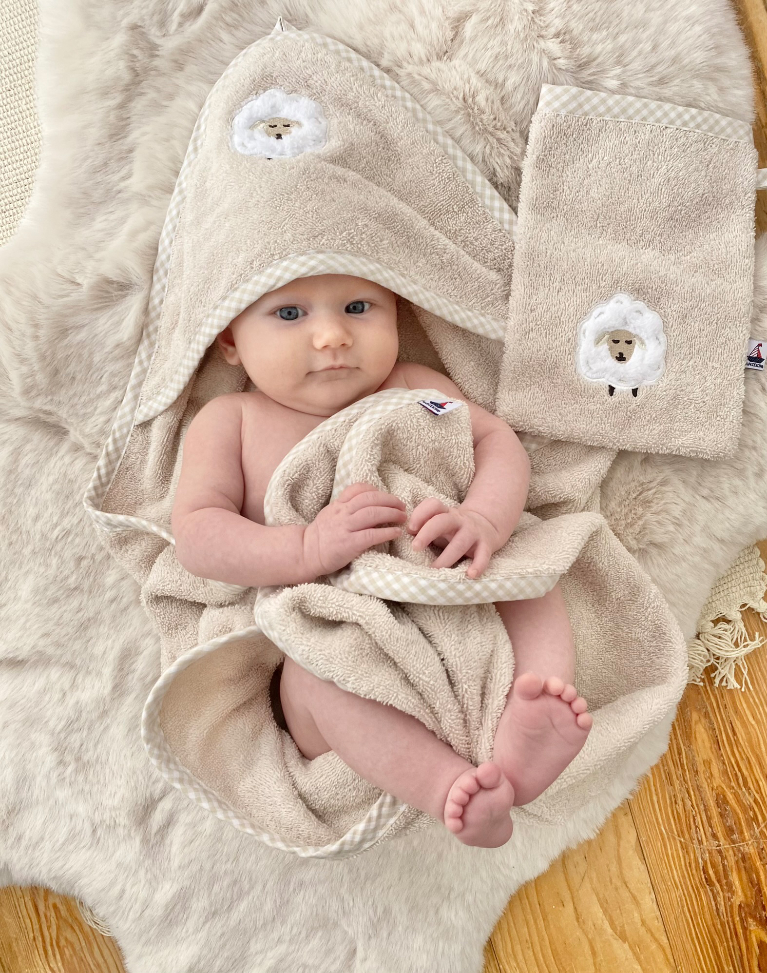 Baby Frottee-Set Dünenschaf | Kapuzenhandtuch & Waschhandschuh | Geschenk zur Geburt